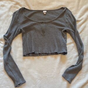 Colsie Charcoal Ribbed Long Sleeve Crop Top